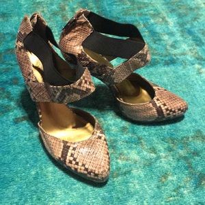Nine West snake skin heels